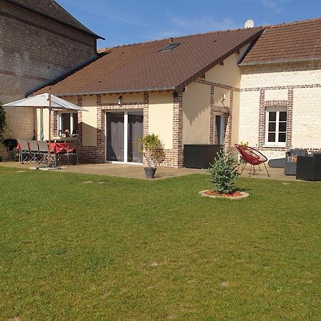 Villa Maison De Charme Avec Jardin Au Bord De L'Eure Le Vaudreuil Exterior foto